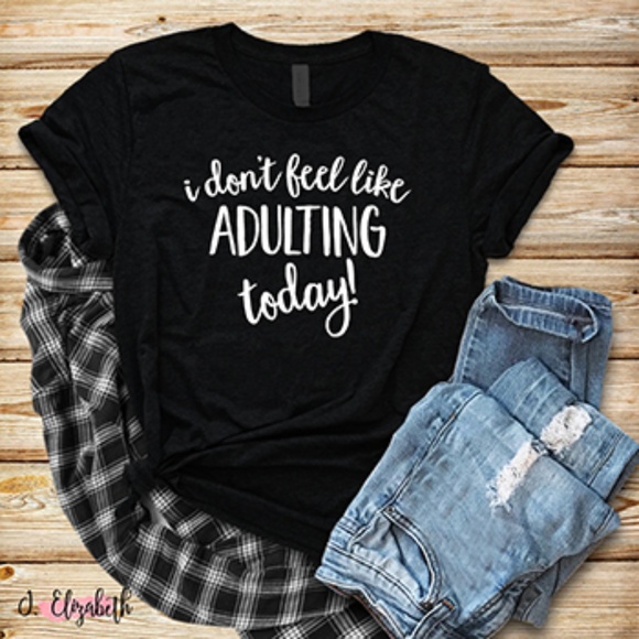 J.Elizabeth Tops - Tshirt